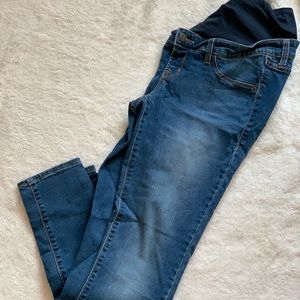 Maternity skinny jeans